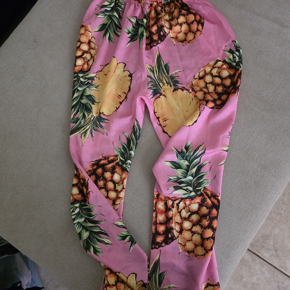 MATCHING SET! . - Picture 2 of 3